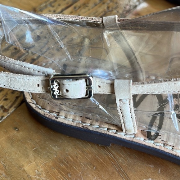 Sam Edelman Suede Multicolored Rainbow PomPom T-Strap Sandal Cream 9 - Picture 10 of 15